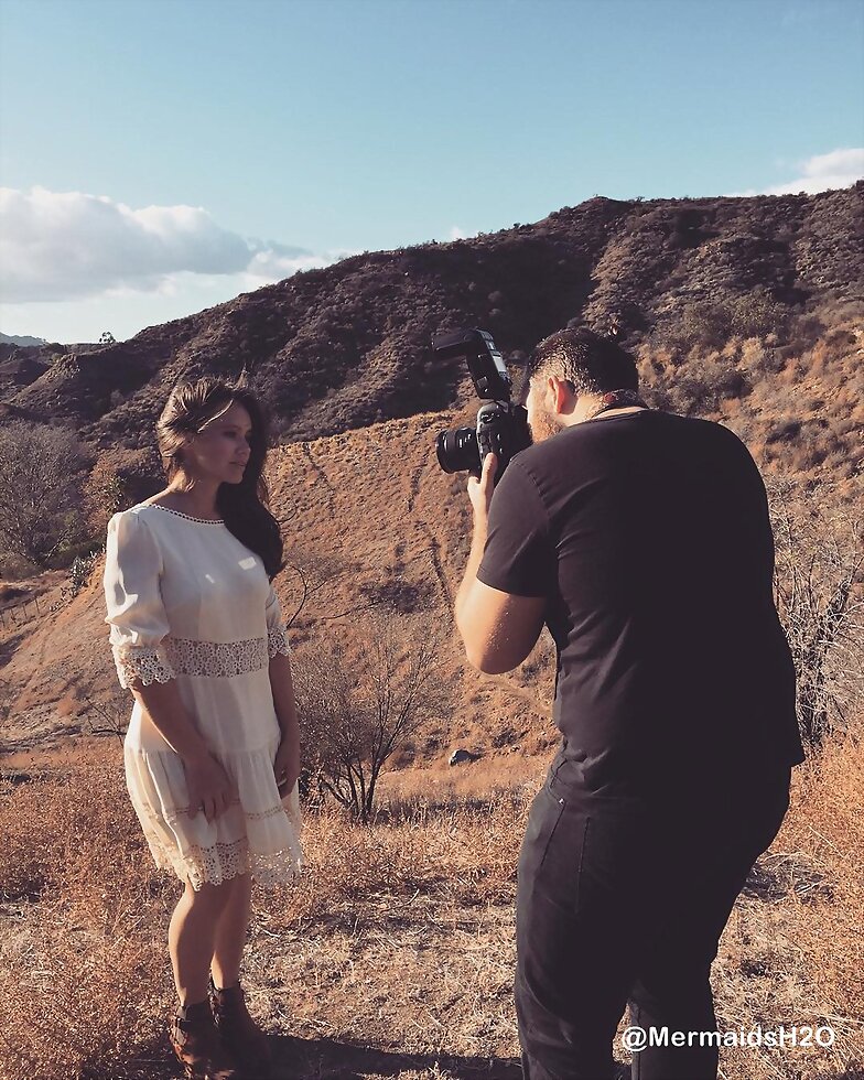 Allie Bertram photoshoot para Bellus Magazine 2015