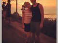 Amy Ruffle con su novio Lincoln Younes