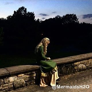 Behind the scenes Claire Holt en The Originals