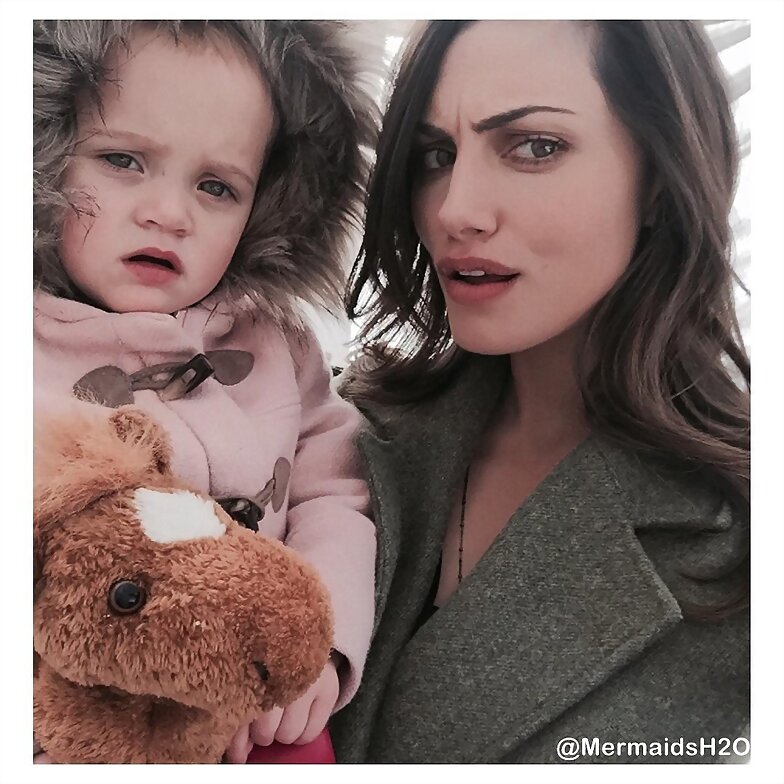 Behind the scenes Phoebe Tonkin en The Originals