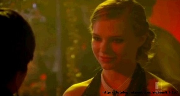Indiana Evans en la serie "Crownies"