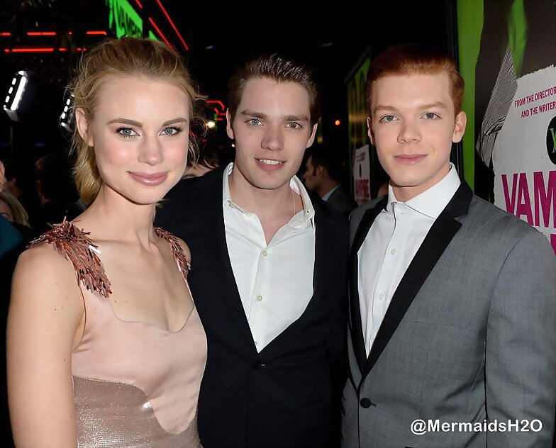 Lucy Fry-Vampire Academy premiere Los Angeles 2014