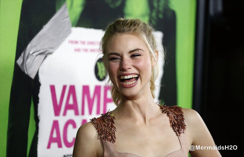 Lucy Fry-Vampire Academy premiere Los Angeles 2014