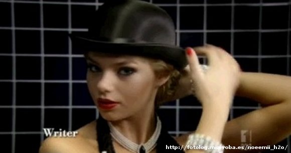 Indiana Evans en la serie "Crownies"