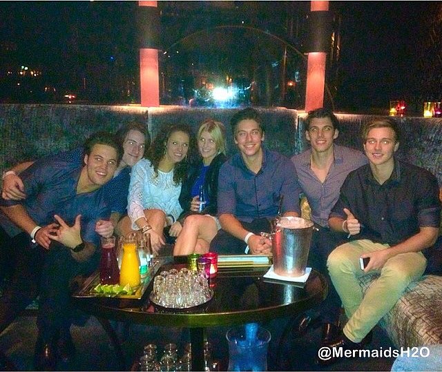Amy Ruffle con su novio Lincoln Younes