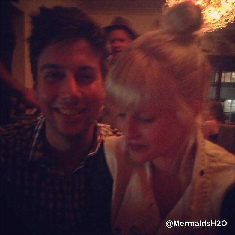 Amy Ruffle con su novio Lincoln Younes