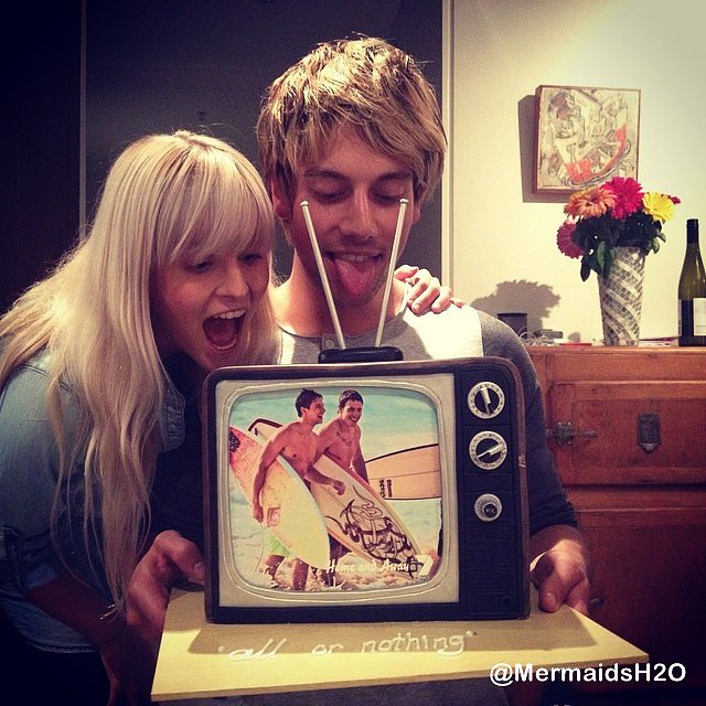 Amy Ruffle con su novio Lincoln Younes