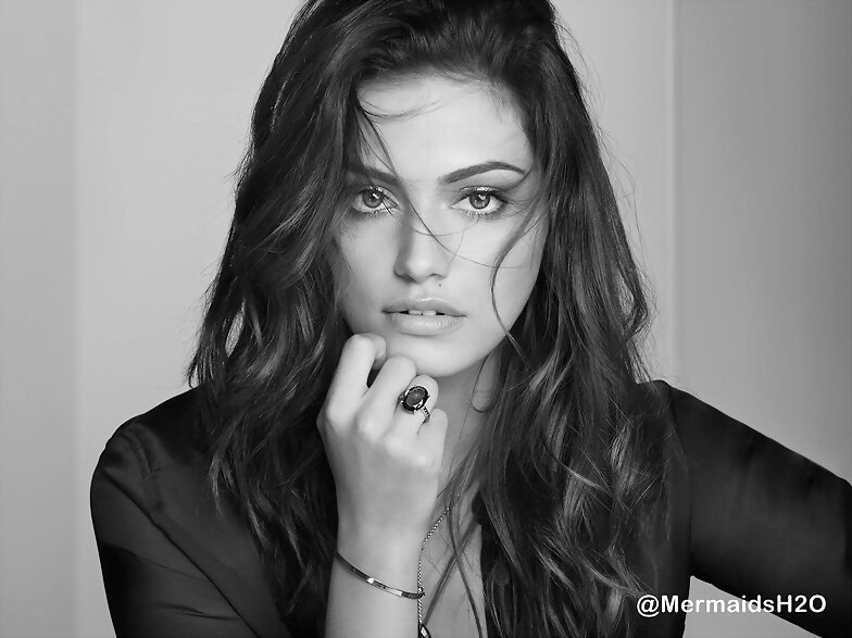 Phoebe Tonkin - 'Jan Logan Jewelery' 2012
