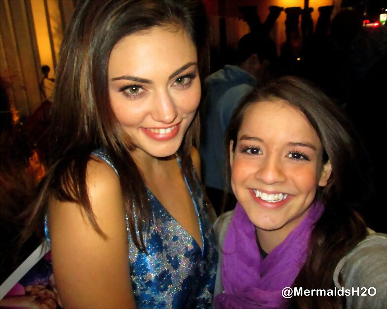 Phoebe Tonkin - LA Premiere 'Warm Bodies' 2013