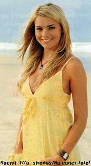 Bella en la playa
