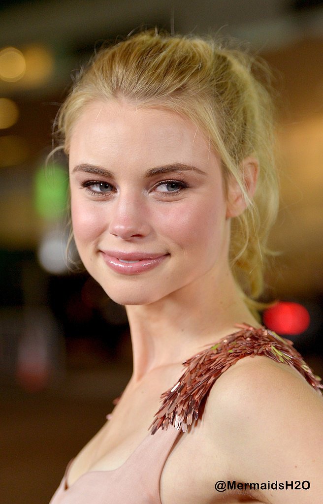 Lucy Fry-Vampire Academy premiere Los Angeles 2014