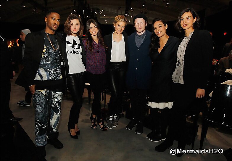 Phoebe Tonkin - Adidas Unveils Energy Boost 2013