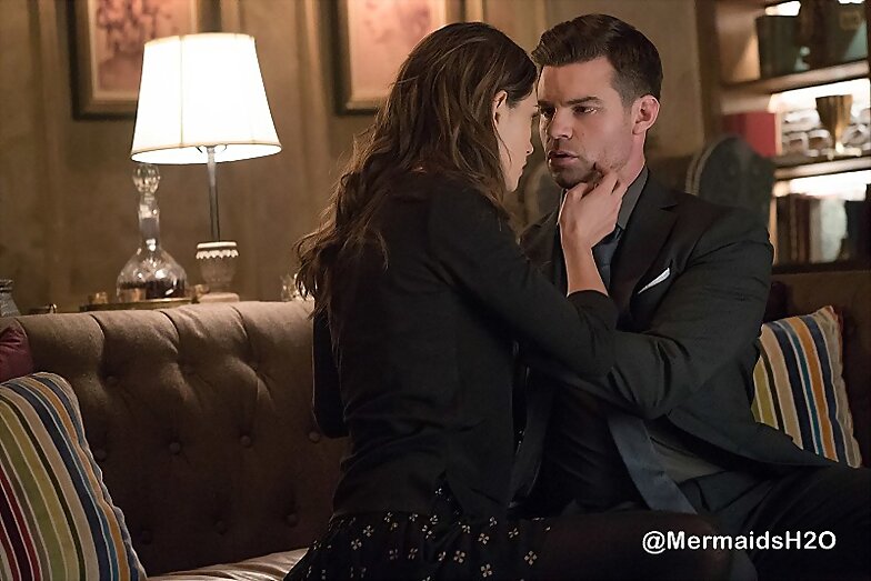 The Originals 3x20 Where Nothing Stays Buried