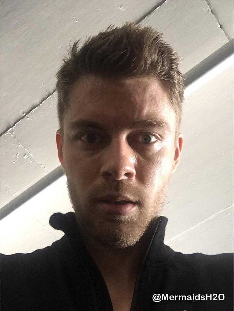 Luke Mitchell en la serie Agents of SHIELD