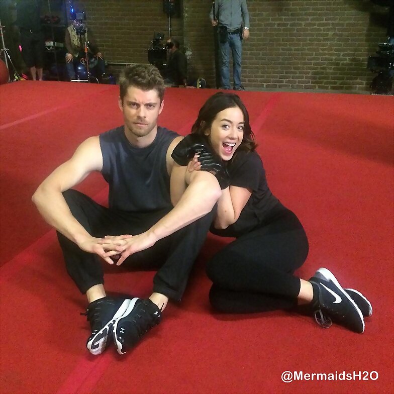 Luke Mitchell en la serie Agents of SHIELD