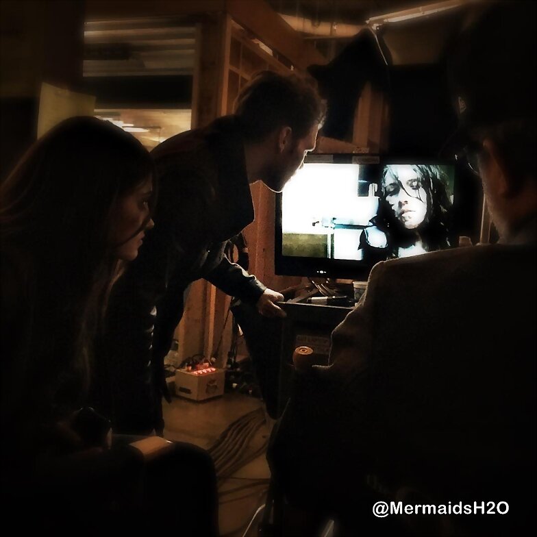 Behind the scenes Phoebe Tonkin en The Originals