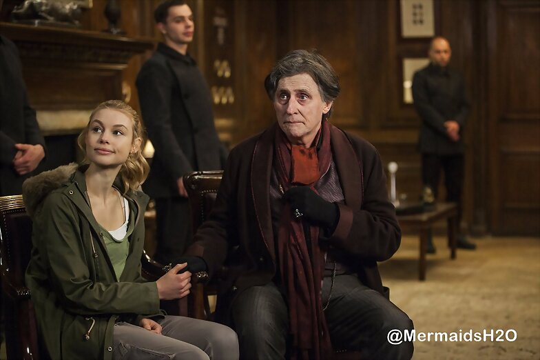 Lucy Fry en la pelicula Vampire Academy