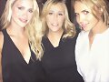 Claire Holt, Arielle Kebbel en Paris, Francia