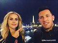 Claire Holt con su marido Matt Kaplan en Paris, Fr