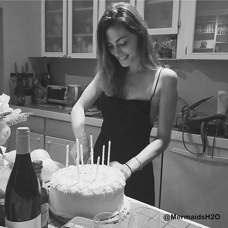 Happy 27th Birthday Phoebe Tonkin