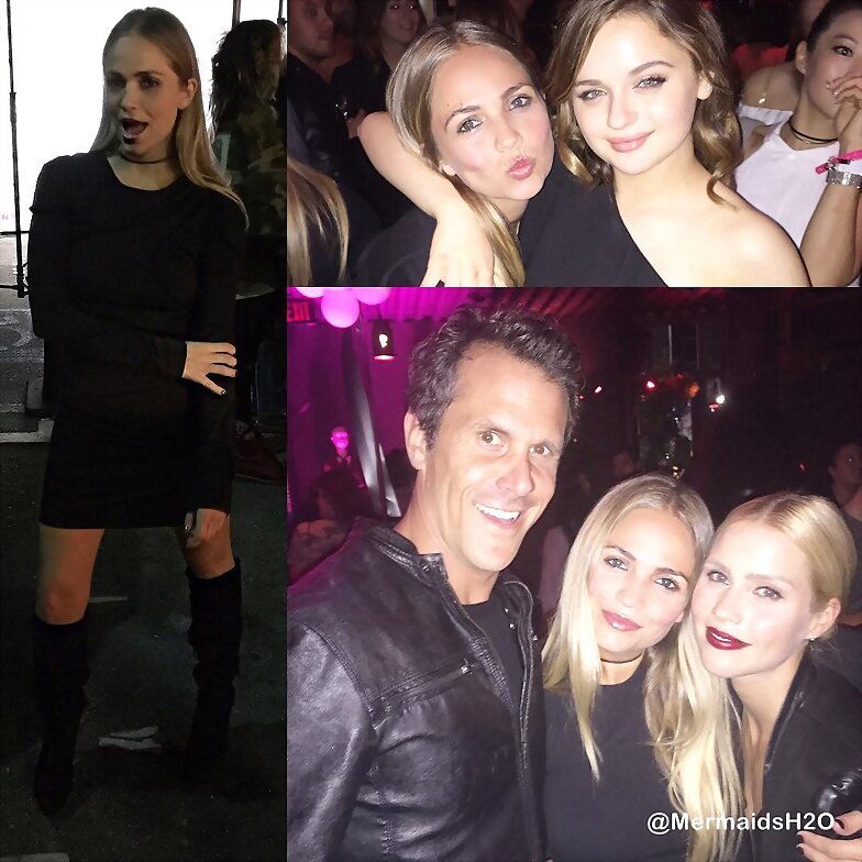 Claire Holt con amigos en Los Angeles