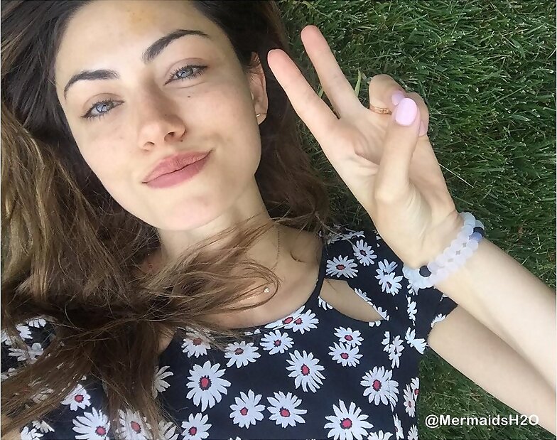 Phoebe Tonkin