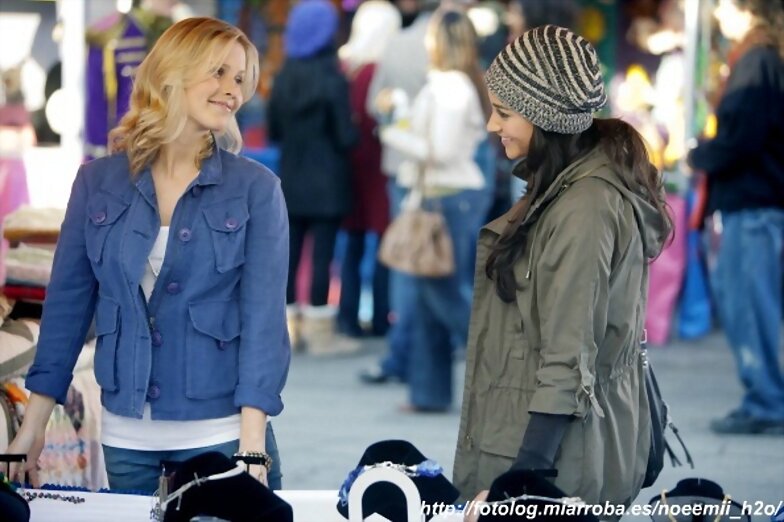 Claire Holt en "Pretty Little Liars"