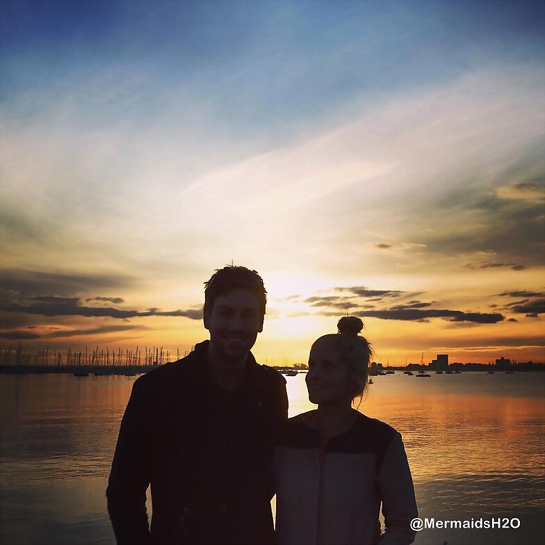 Amy Ruffle con su novio Lincoln Younes
