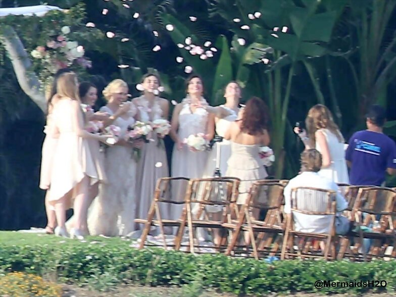 Phoebe Tonkin en la boda de Teresa Palmer | 2013