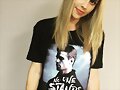 Claire Holt apoyando RAINN