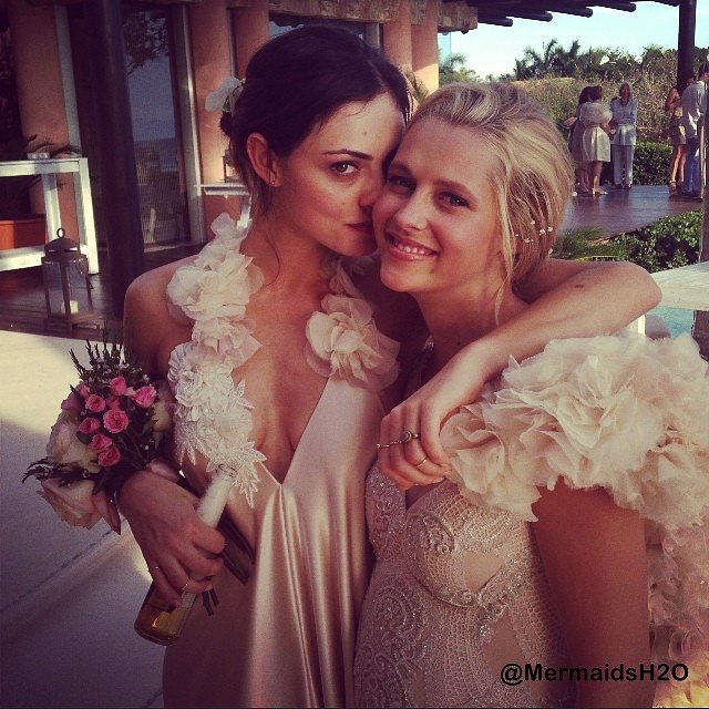Phoebe Tonkin en la boda de Teresa Palmer | 2013