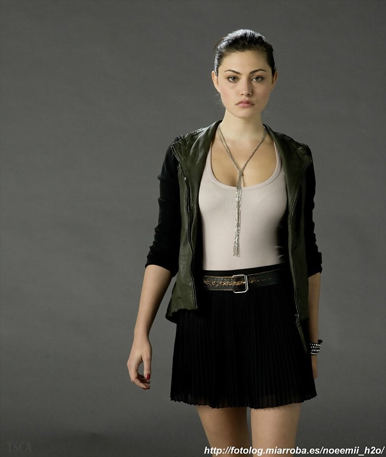 Phoebe Tonkin en The secret circle
