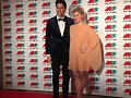 Amy Ruffle con su novio Lincoln Younes