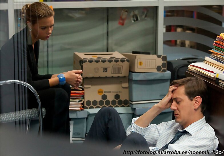 Indiana Evans en "Crownies"