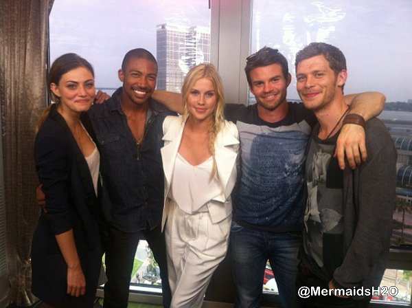 Claire & Phoebe- interview Comic-Con 2013 in SD