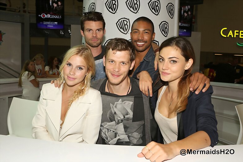 The Originals cast signing Comic Con 2013