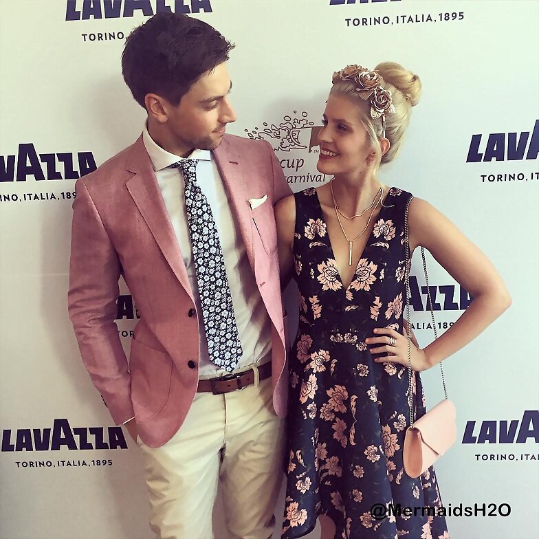 Amy Ruffle con su novio Lincoln Younes