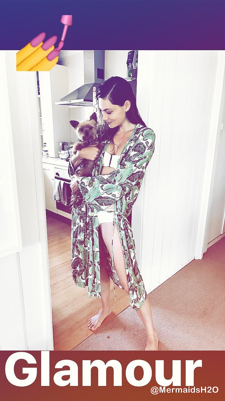 Phoebe Tonkin en Sydney, Australia