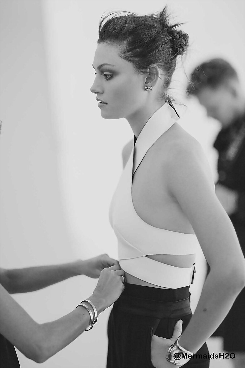 Phoebe Tonkin photoshoot  'Miss Vogue' 2013