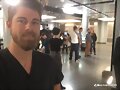Luke Mitchell y Jaimie Alexander en Blindspot