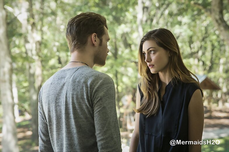 Phoebe Tonkin -The Originals 4x03 Haunter of Ruins