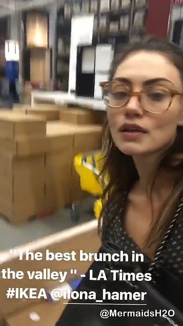 Phoebe Tonkin | February 2017