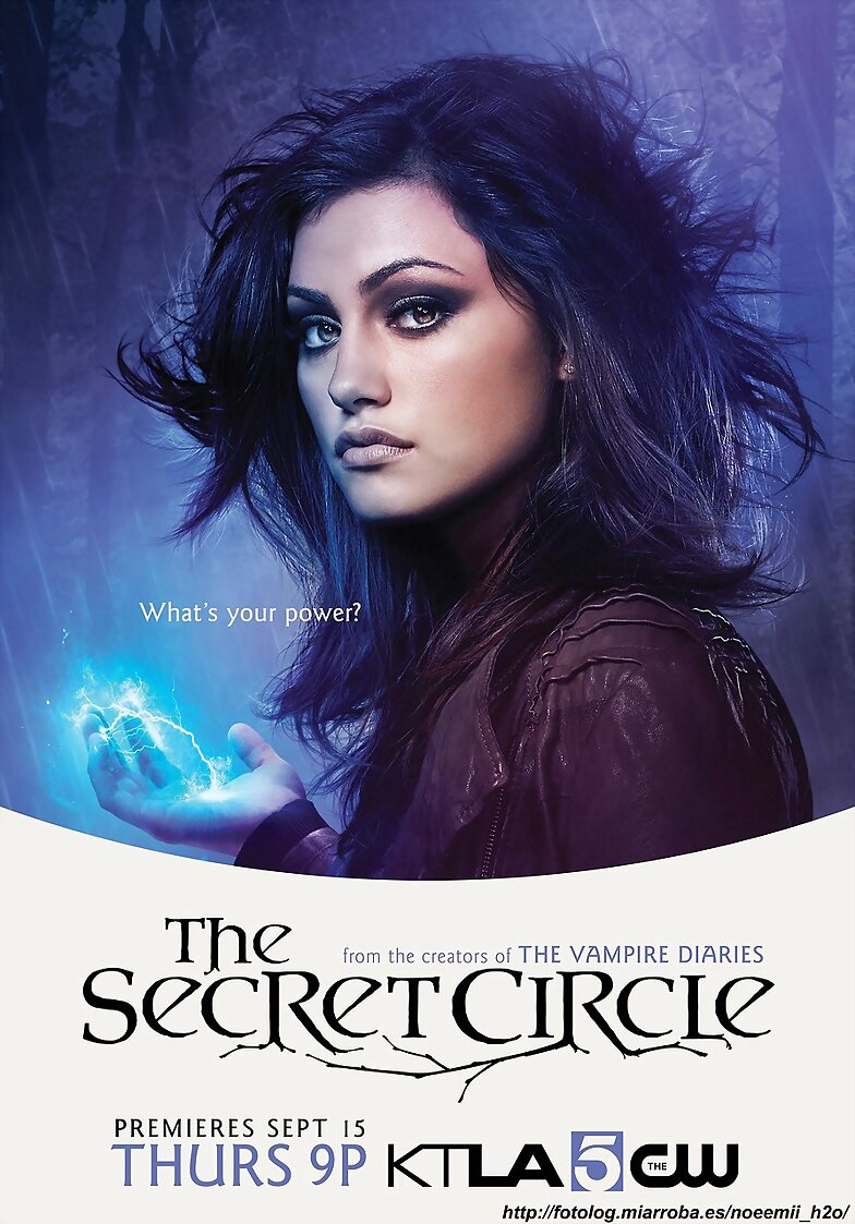 Phoebe Tonkin es Faye en El círculo secreto