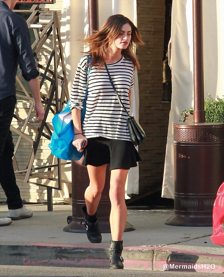 Phoebe Tonkin-Teresa Palmer Baby Shower in LA 2013
