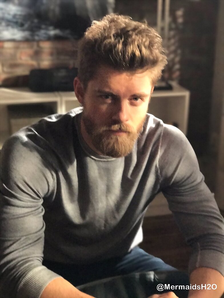 Luke Mitchell en la serie 'Blindspot'