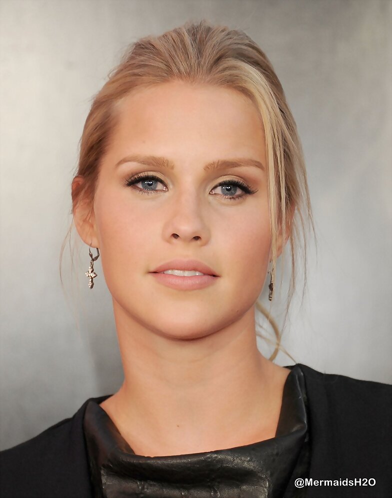 Claire Holt - 'Insidious Chapter 2' Premiere 2013