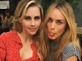 Claire Holt con su amiga Jessica McNamee