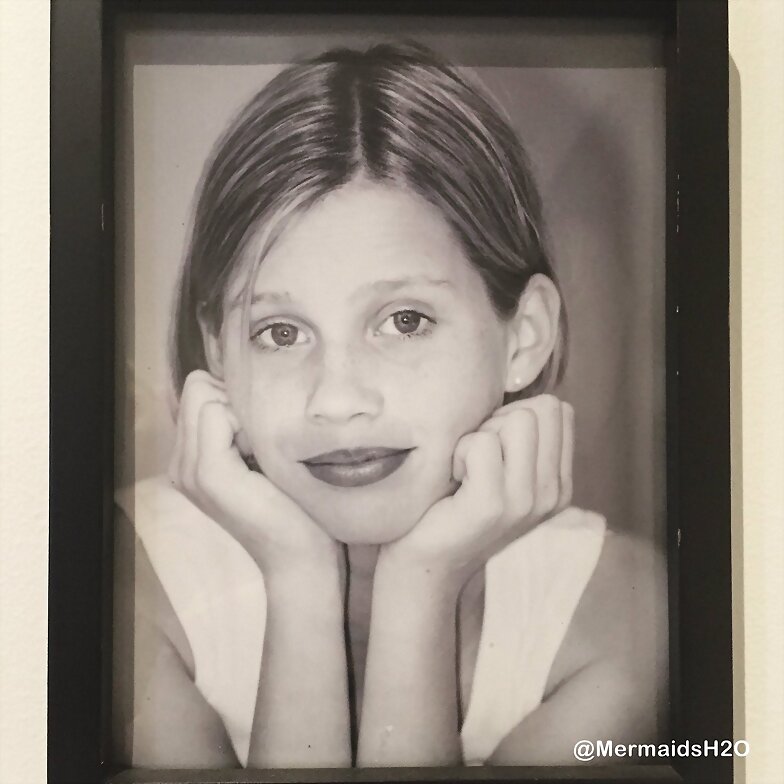 Claire Holt de pequeña
