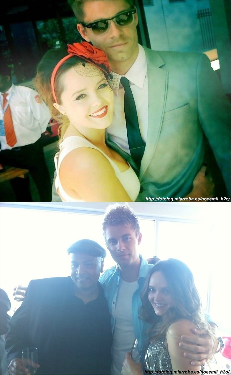 Luke Mitchell y Rebecca Breeds
