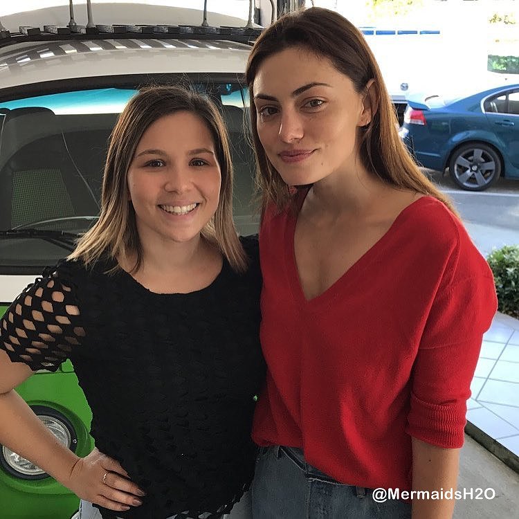 Phoebe Tonkin en la mini serie Safe Harbour (2017)